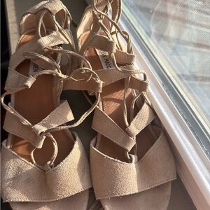 Steve Madden Tan Suede Heels